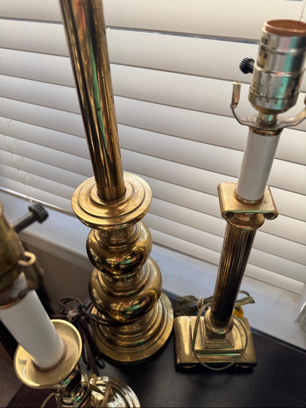 3 Brass Table Lamps - Picture 4 of 4
